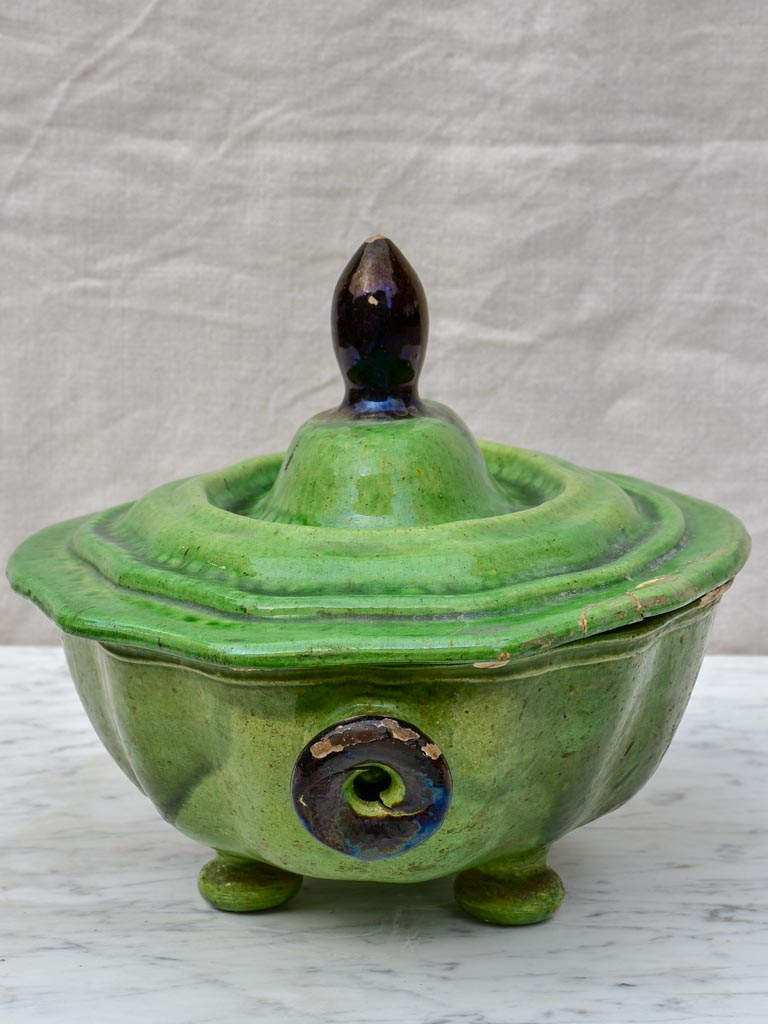 Rustic early 20th Century Dieulefit tureen with lid
