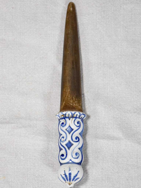 Antique optical illusion decorative earthenware dagger