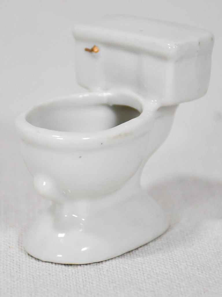 Classic design miniature washroom set