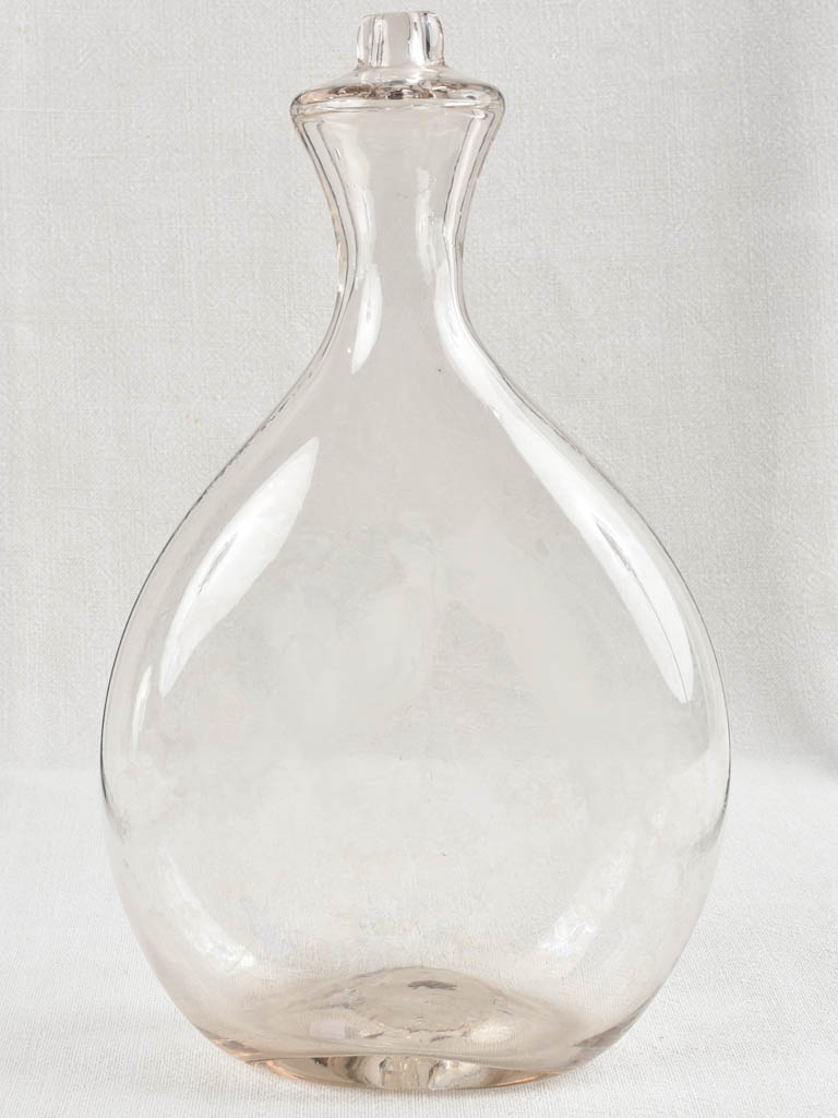 Nostalgic flat hourglass-shaped lamb milk bottle