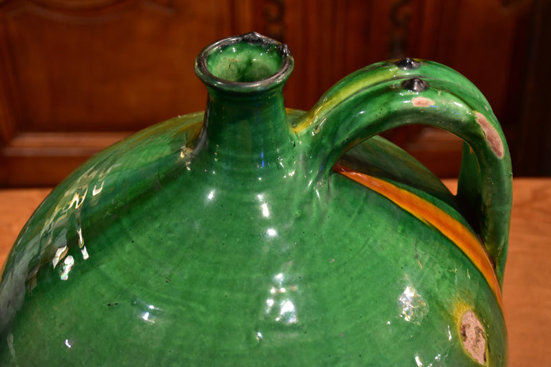 19th century Castelnaudary oil jug