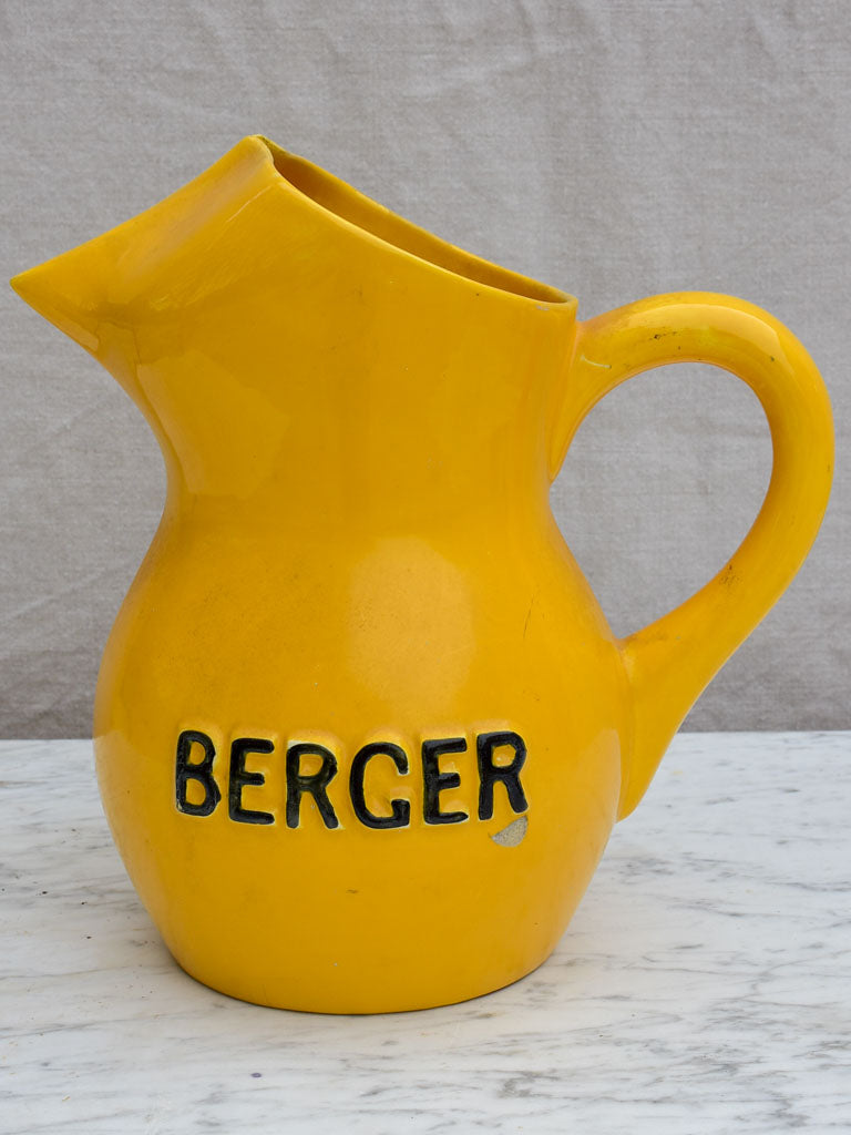 Yellow bird-like profile Berger Pastis pitcher