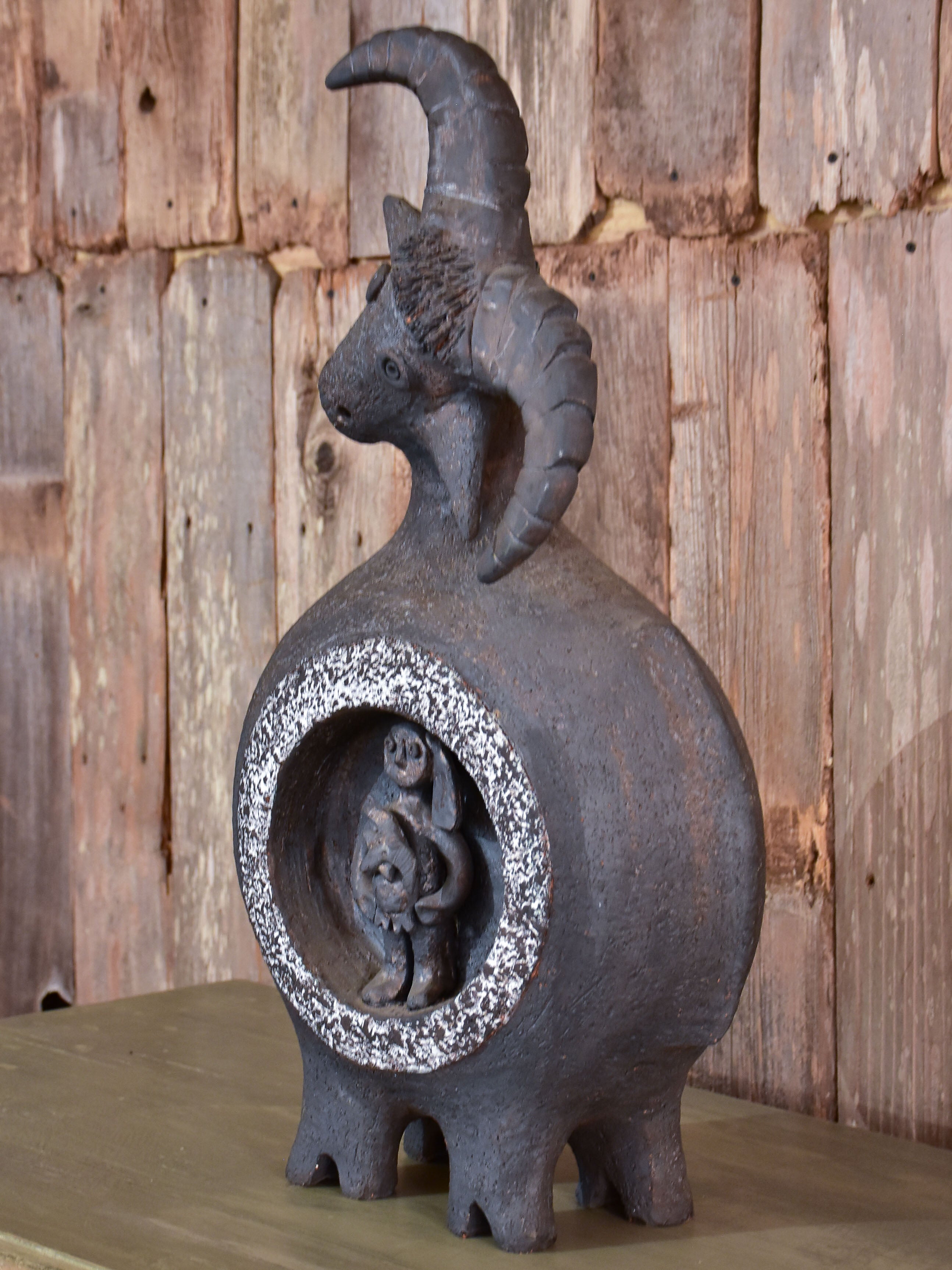 Contemporary ceramic sculpture by Dominique Pouchain
