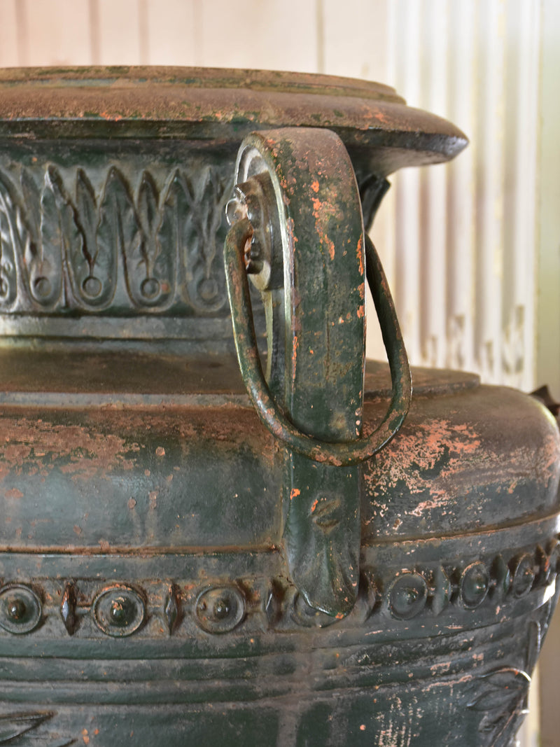 Marriage urns, Directoire cast-iron, French (two)