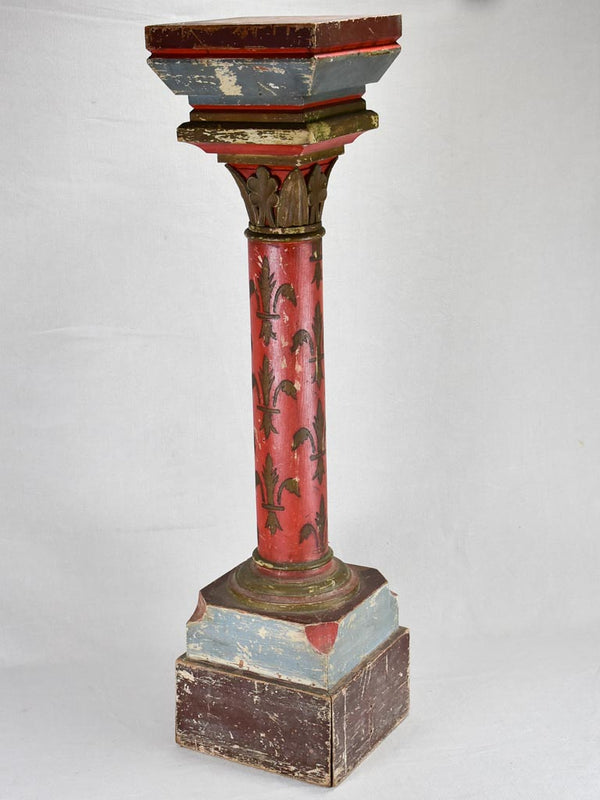 19th-century column pedestal with fleur de lys motifs 44½"