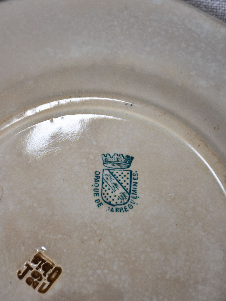 Set of four Sarreguemines themed story plates from the nineteenth-century - green 7½"