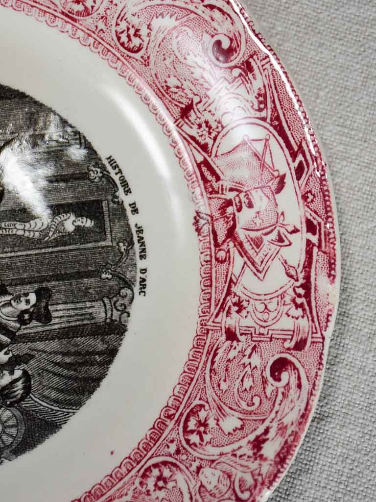 Set of 7 Gien Jean d'Arc themed story plates from the nineteenth-century - pink 8"