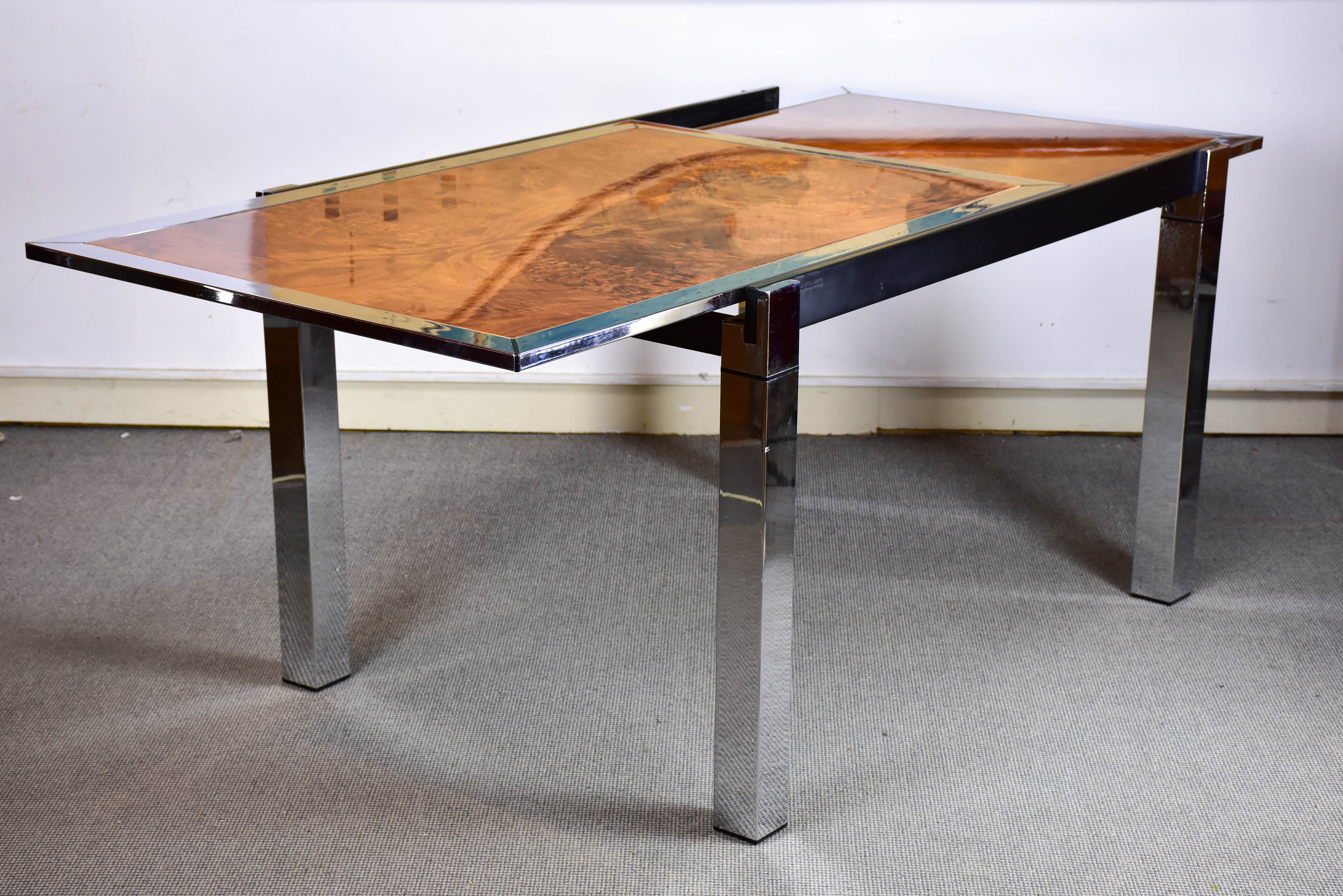 Willy Rizzo extendable dining table