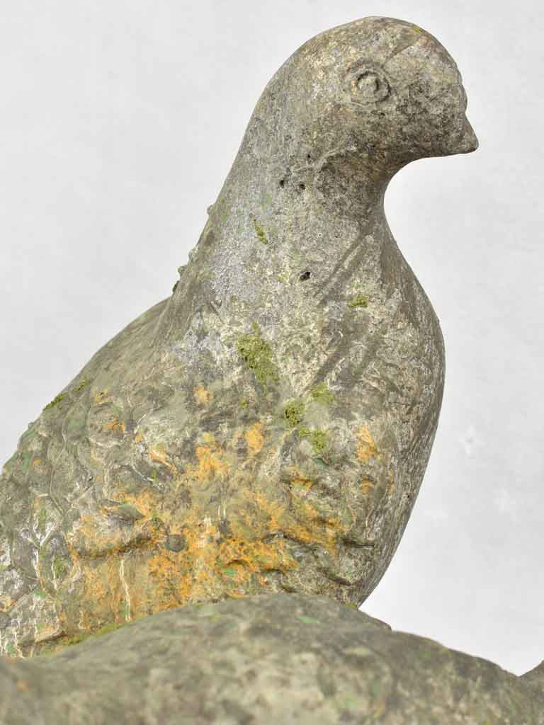Pair of vintage garden pigeon sculptures 13"