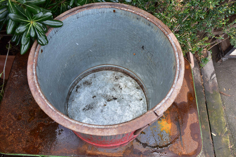 Industrial French bucket from the 1940's with red patina