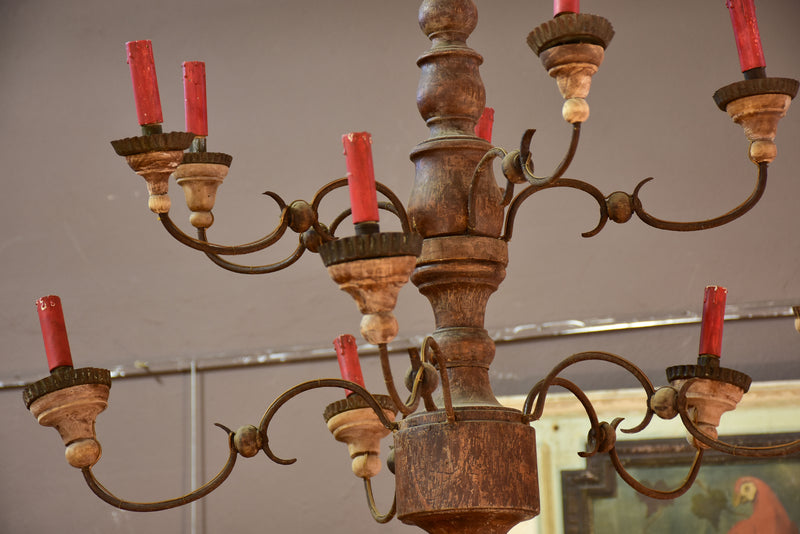 19th century Italian chandelier in iron and wood