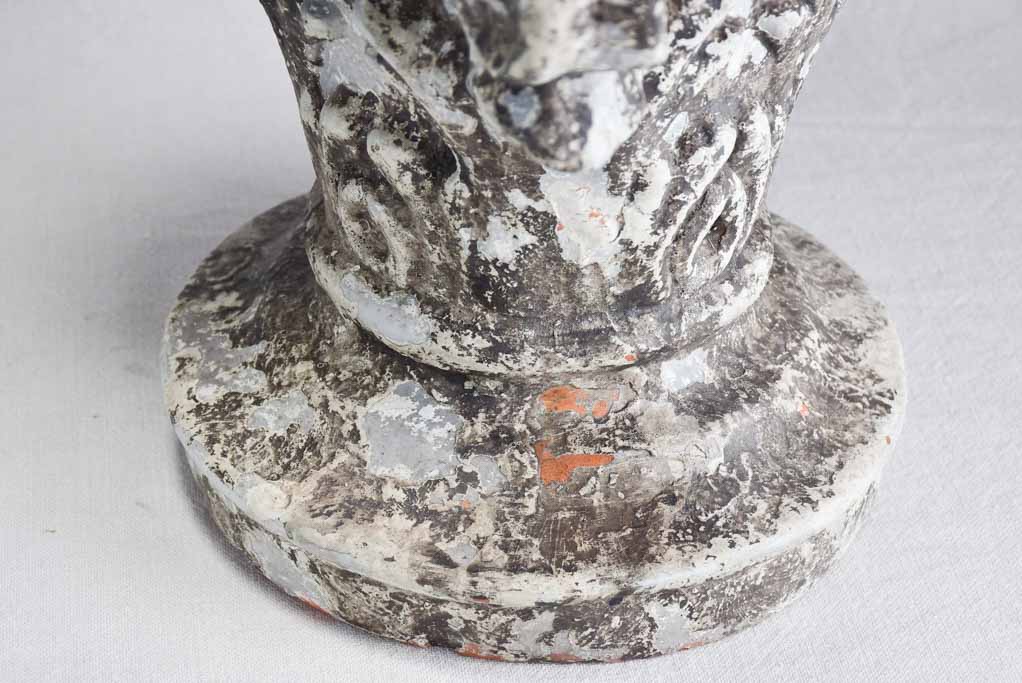 Early 20th-century Corinthian capital pedestal 16¼"