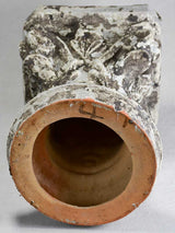 Early 20th-century Corinthian capital pedestal 16¼"