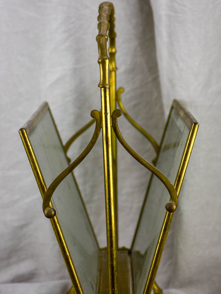 Elegant smoke glass magazine rack