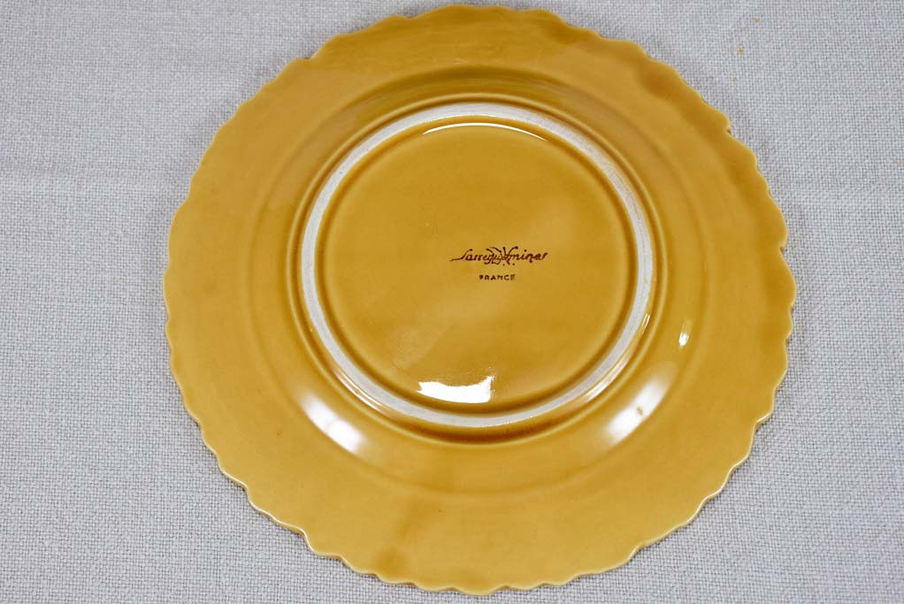 Sarreguemines Barbotine service with fruit decor from the 1930’s