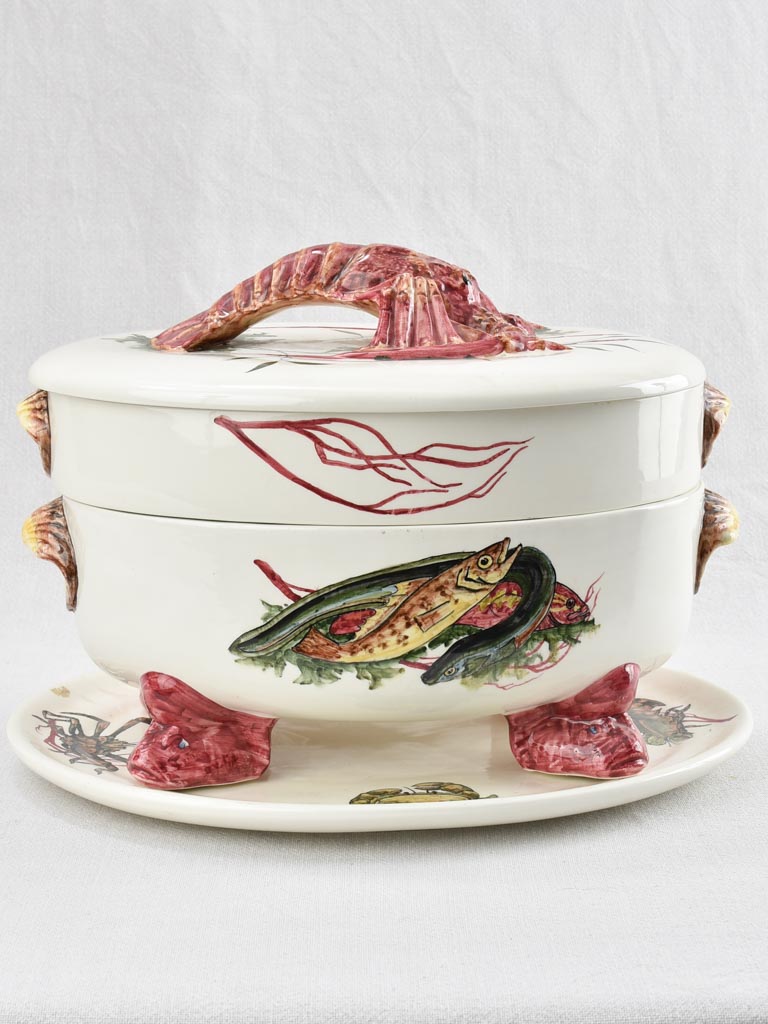 Oval bouillabaisse tureen with lobster handle - pink