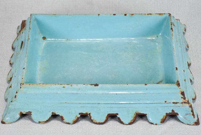 Turquoise cast iron rectangular bistro crachoir 8¾" x 11½"