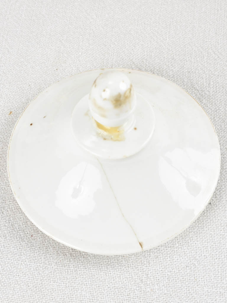 Napoleon III porcelain jars with larger top