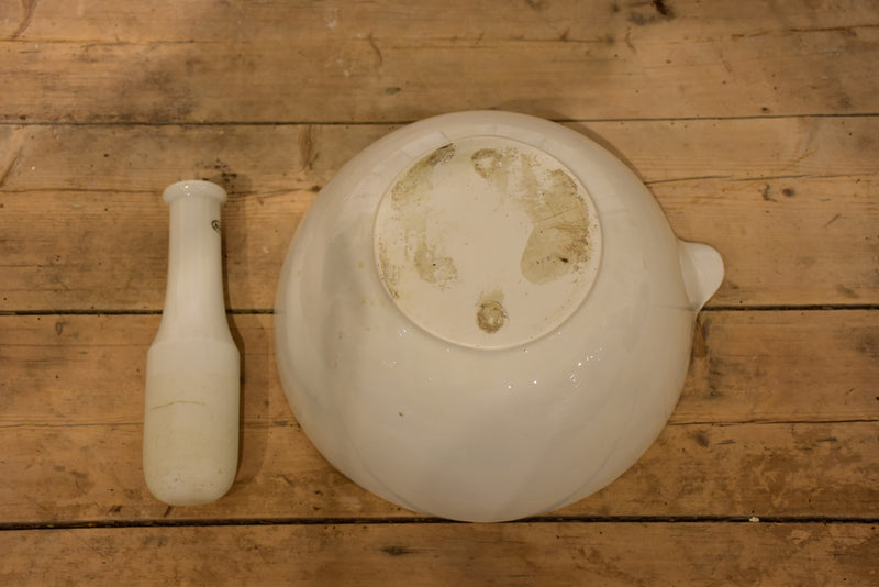 Mortar & pestle (Giraud Demay Vignolet) 20th-c