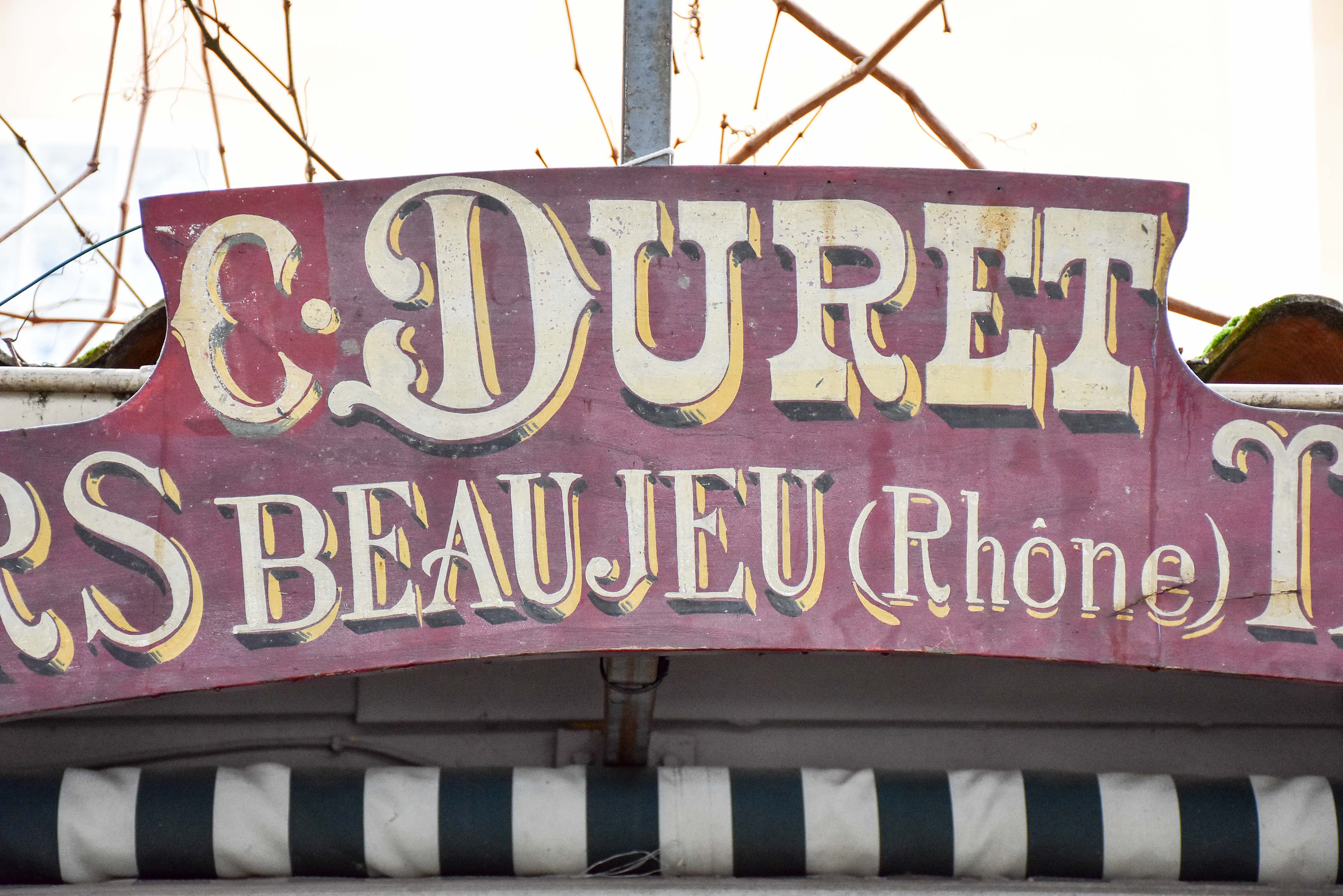 Vintage French sign from a shop - secateurs