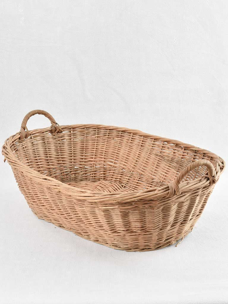 French wicker laundry basket 26" Chez Pluie