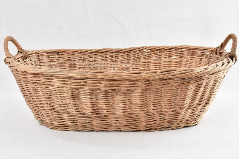 French wicker laundry basket 26" Chez Pluie