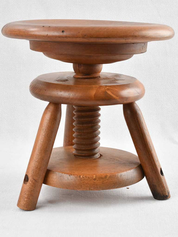 Corkscrew atelier stool 3/4
