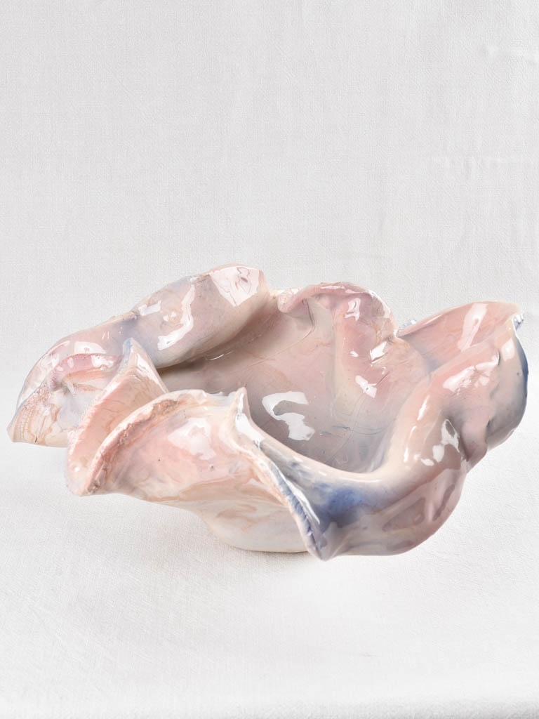 Chipped Edges Clam Shell Ceramic Bowl