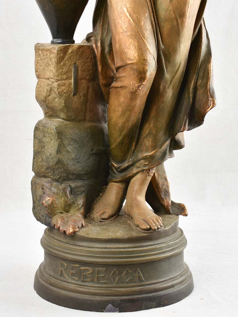 Detailed clay statue 37½ inch