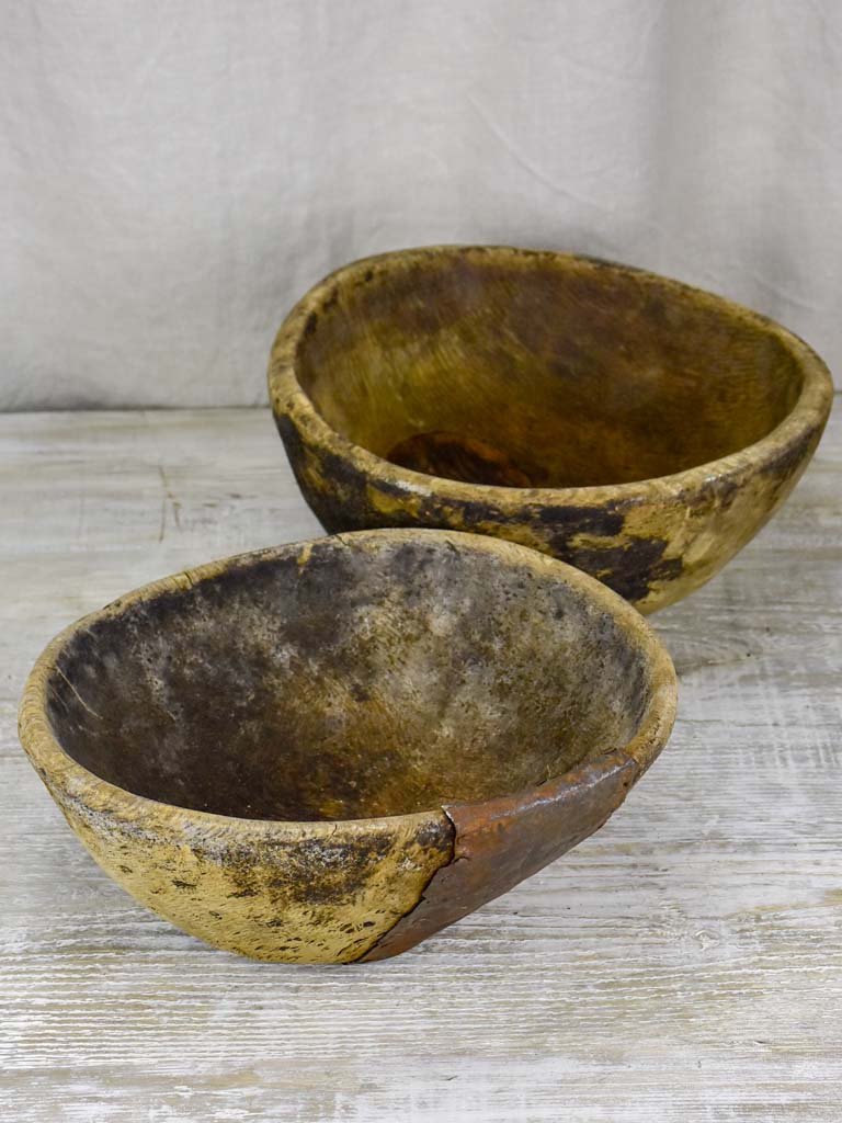 Primitive wooden bowl from south west France