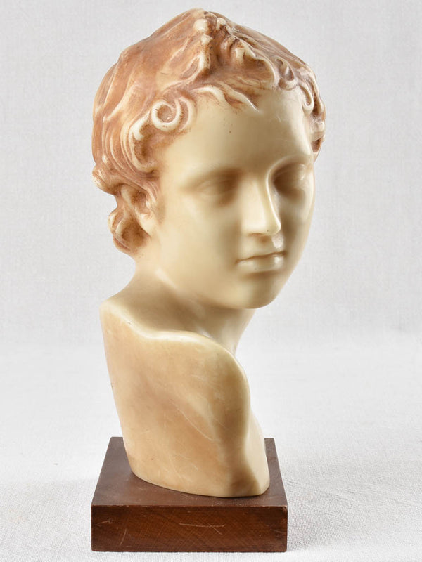 Wax bust from the 1900s - 12½"