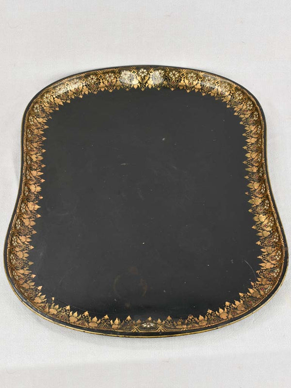 Stunning 19th-century kidney-shaped tray