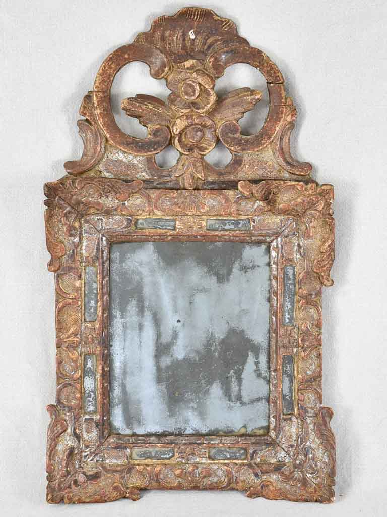 Pretty 18th century crested mirror with original glass 15¼" x 26¾"