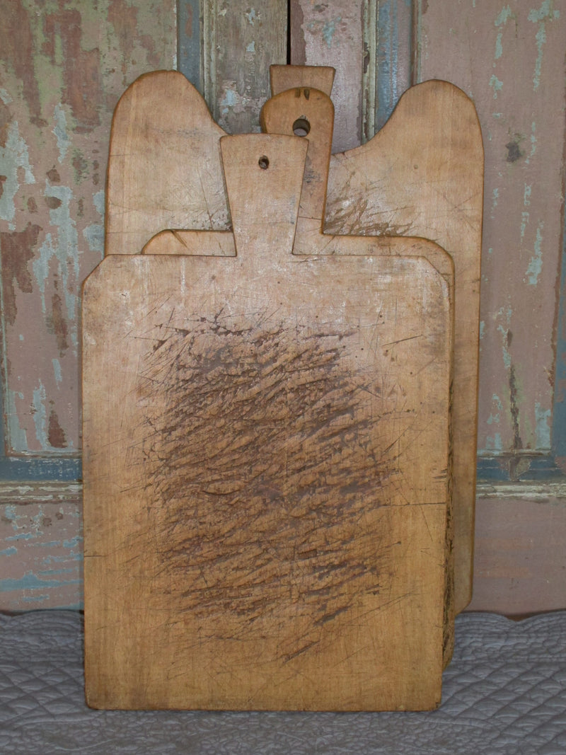 Chunky rustic breadboard 48cm