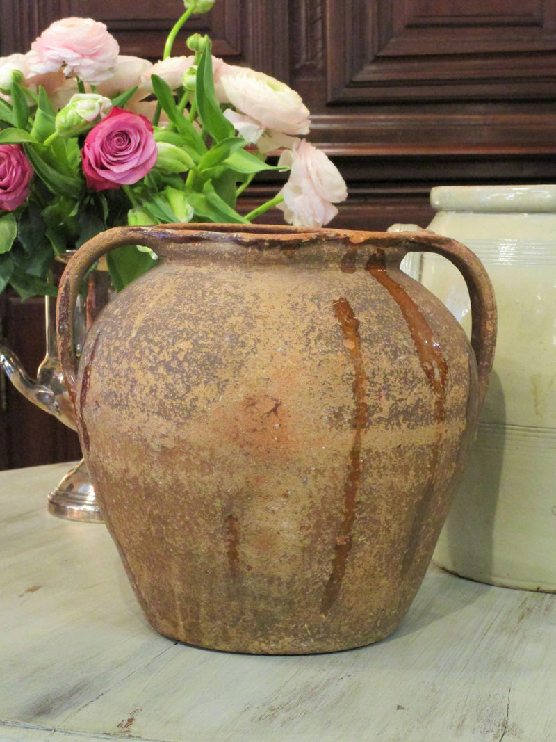 Late 19th century pot d'eau