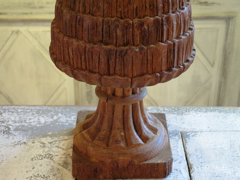 Decorative carved finial