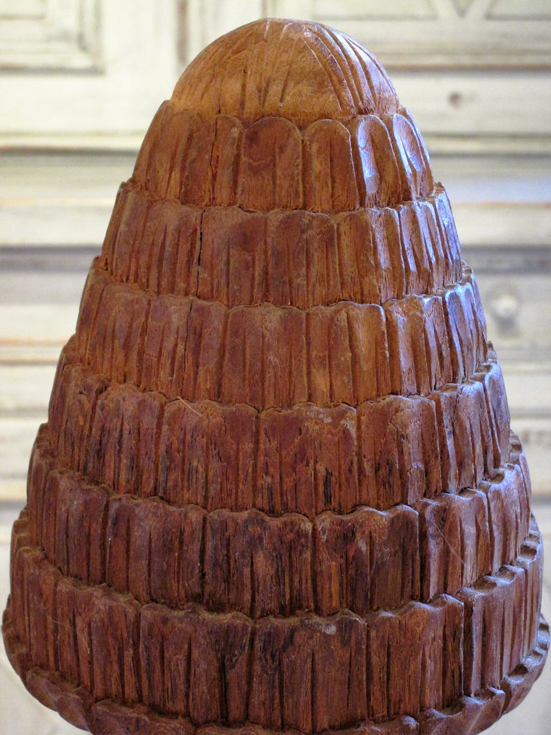 Decorative carved finial
