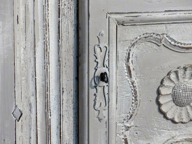 Louis XV armoire with white patina