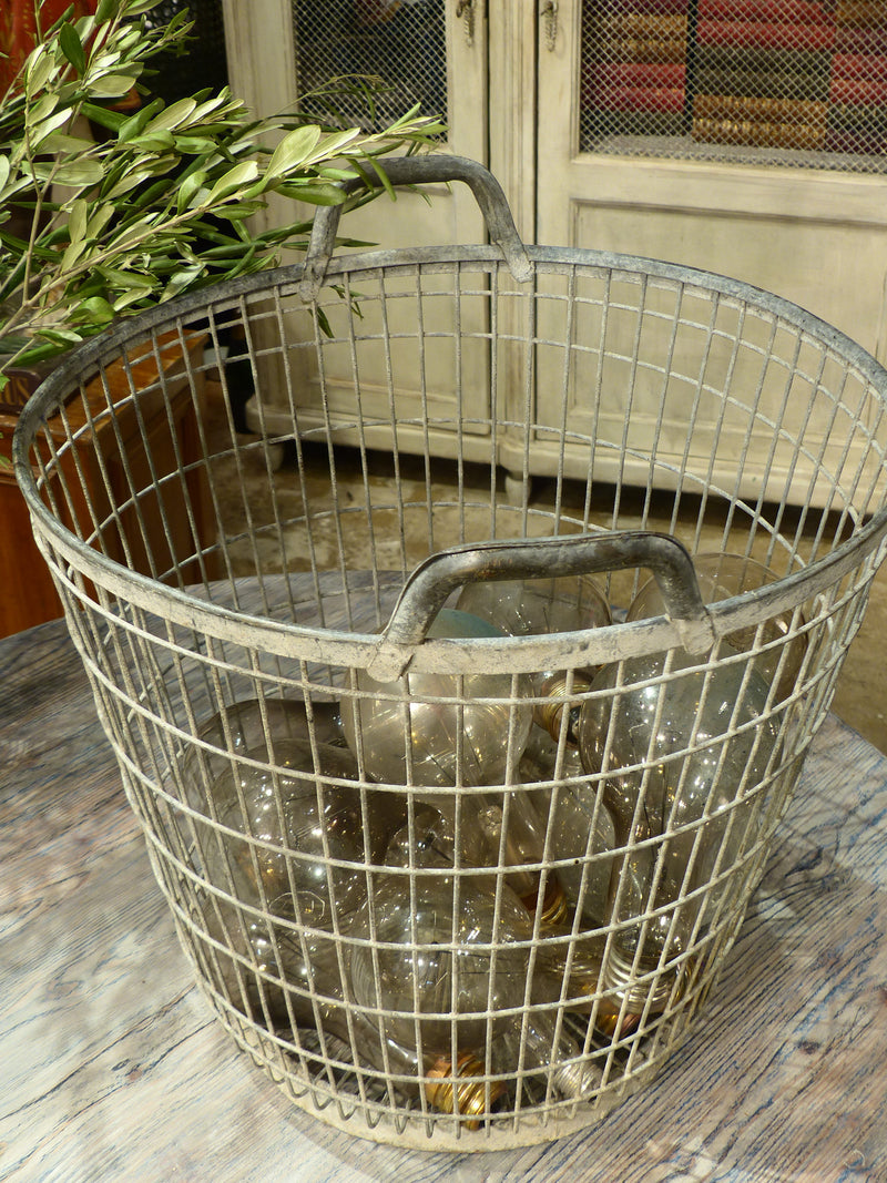 Large French seafood basket