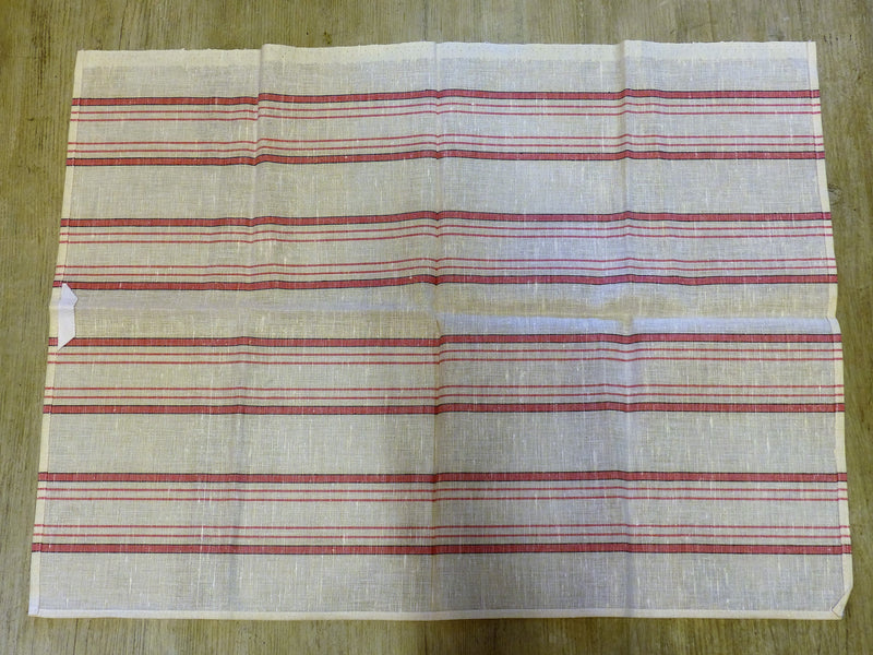 Fine linen tea towel with pink stripe – 1940’s