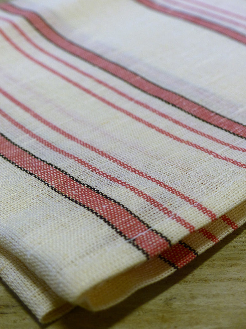 Fine linen tea towel with pink stripe – 1940’s