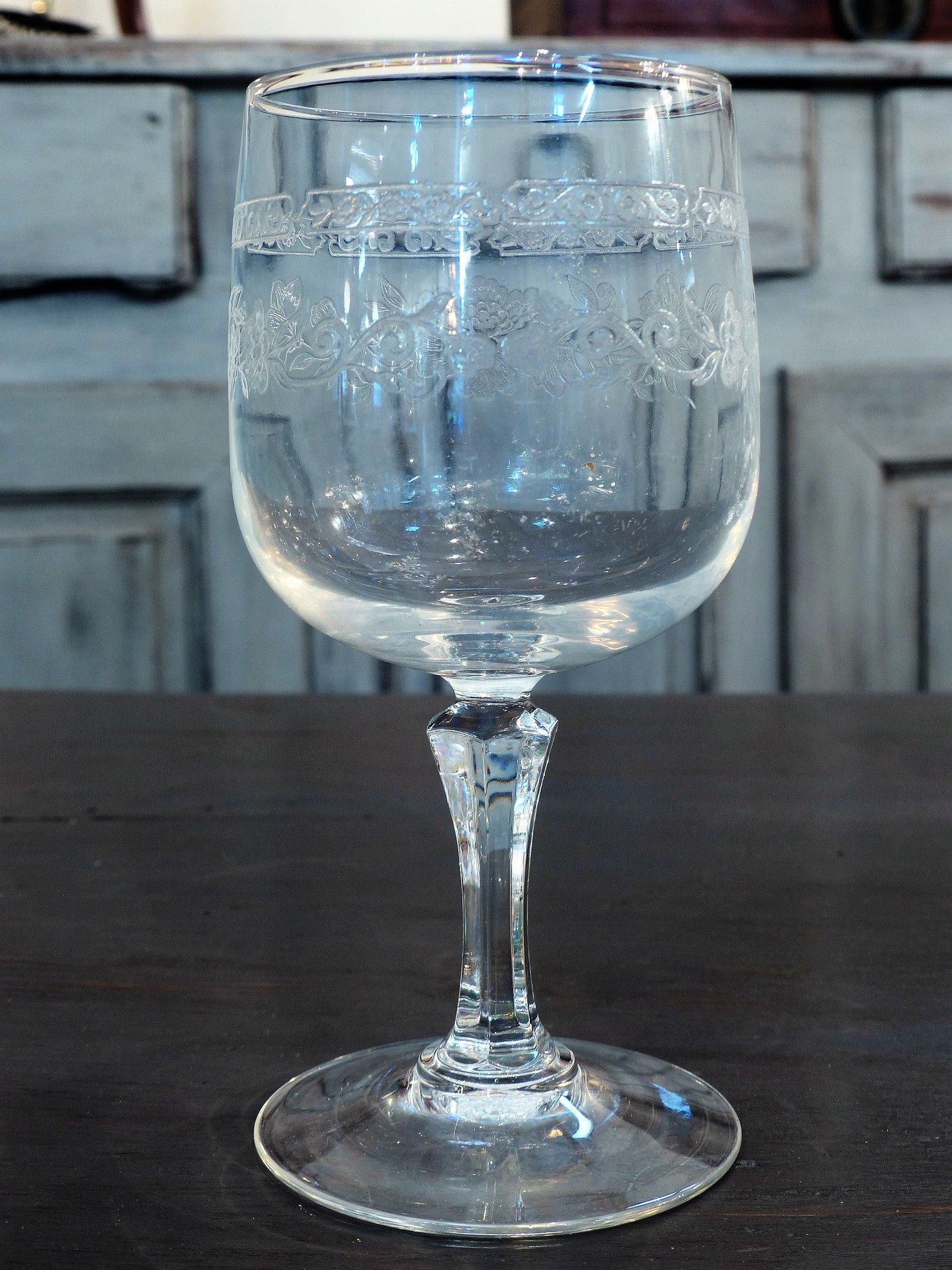 Set of 12 French red wine glasses – 1930’s