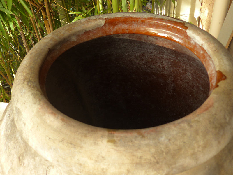 Extra-large Italian terracotta pot