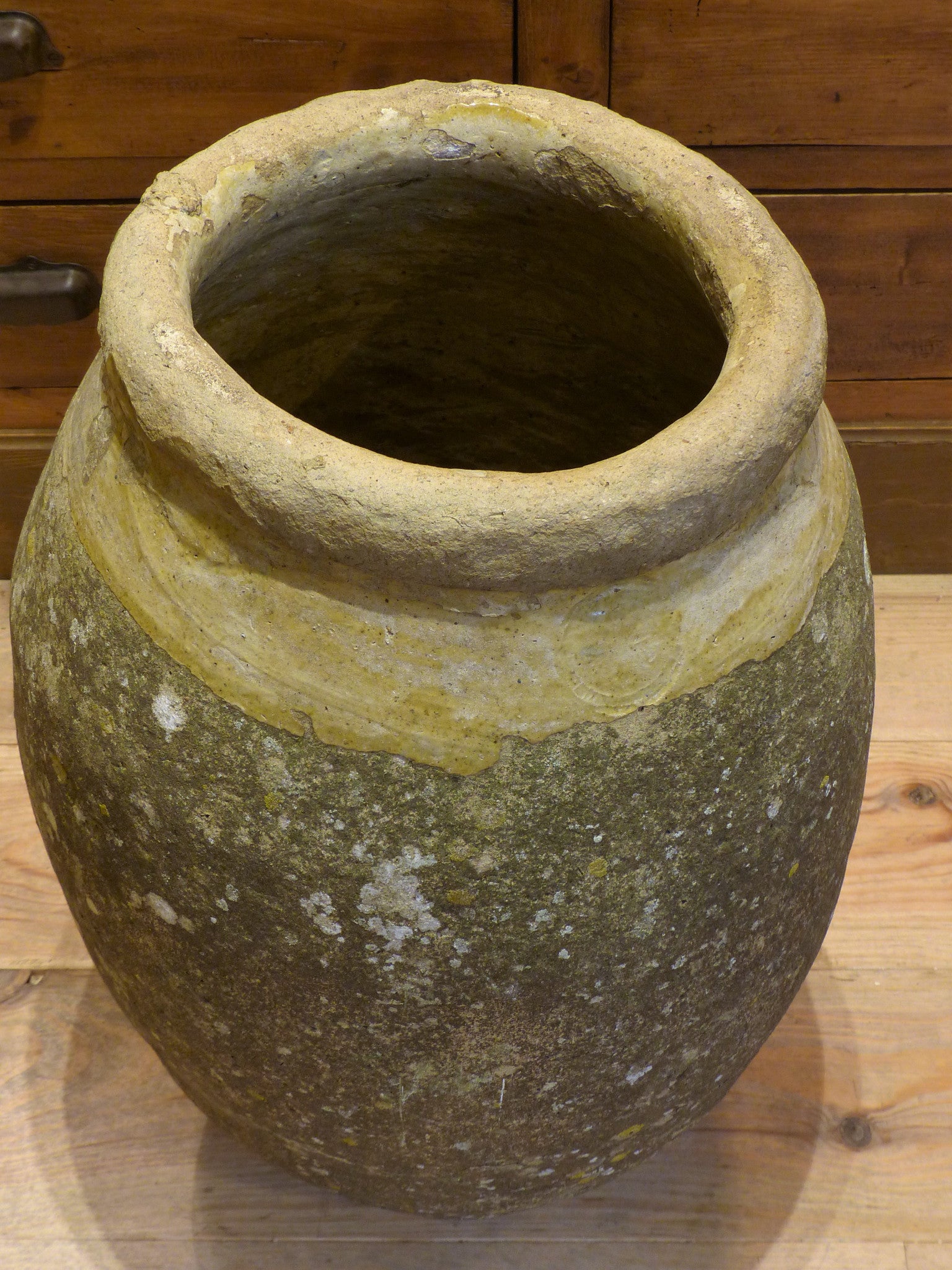 French biot jar – 18th century