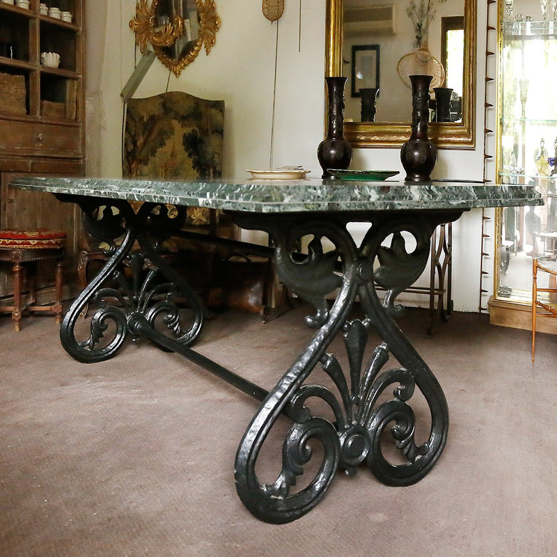 20th century French table in Cast Iron and Marble